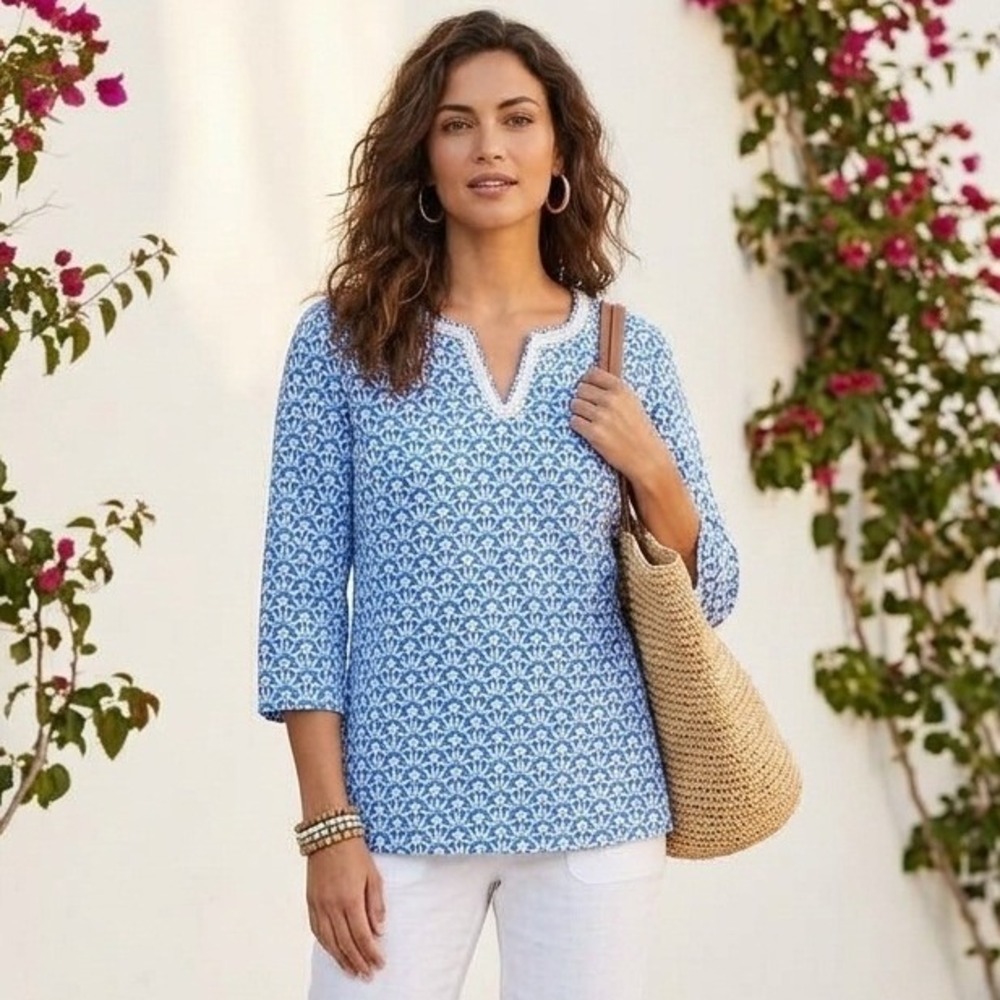 Talbots Tunic Top Womens Large Blue Geometric Crochet Trim Preppy Lightweight